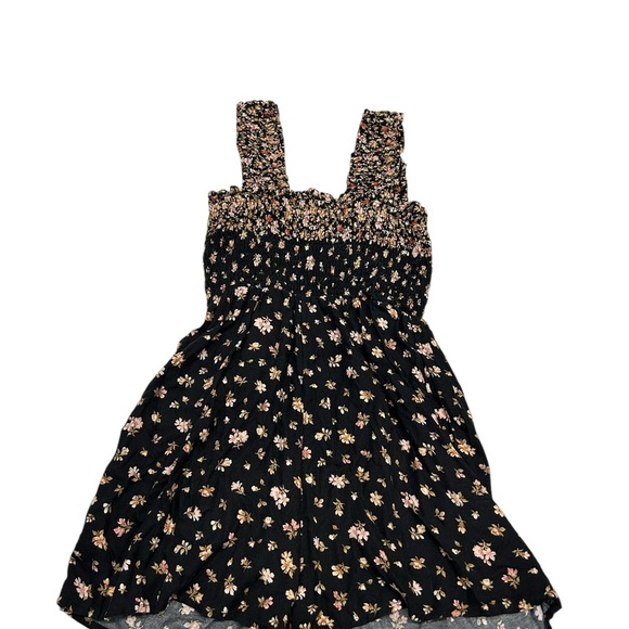 American‎ Eagle Black Floral Romper XS | Smocked Waist Short Summer One Piece - Picture 3 of 7